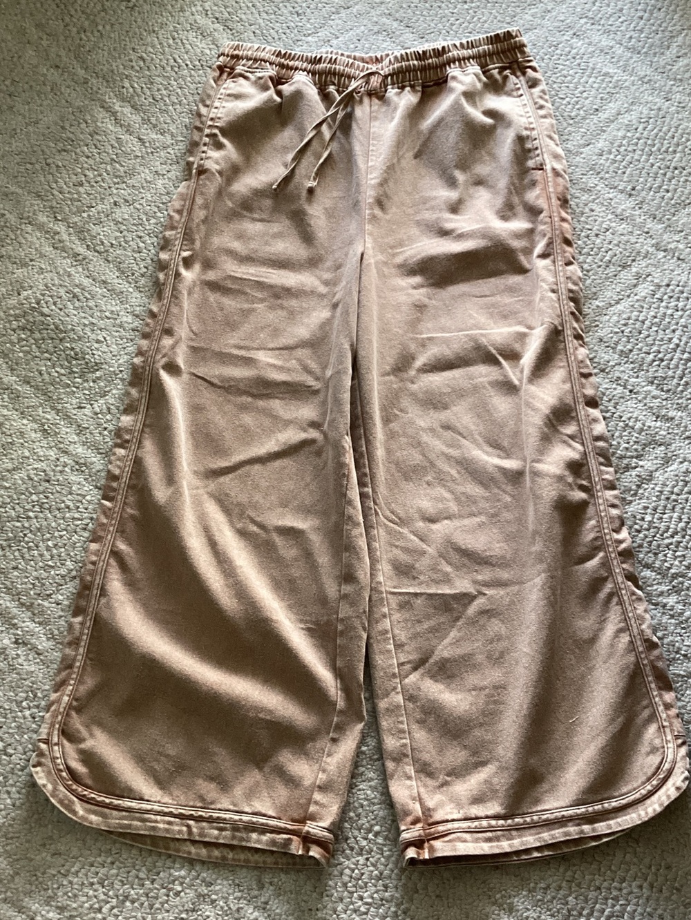 Artistic works by Lu cropped mineral-washed wide leg jeans Boho chic Cottagecore